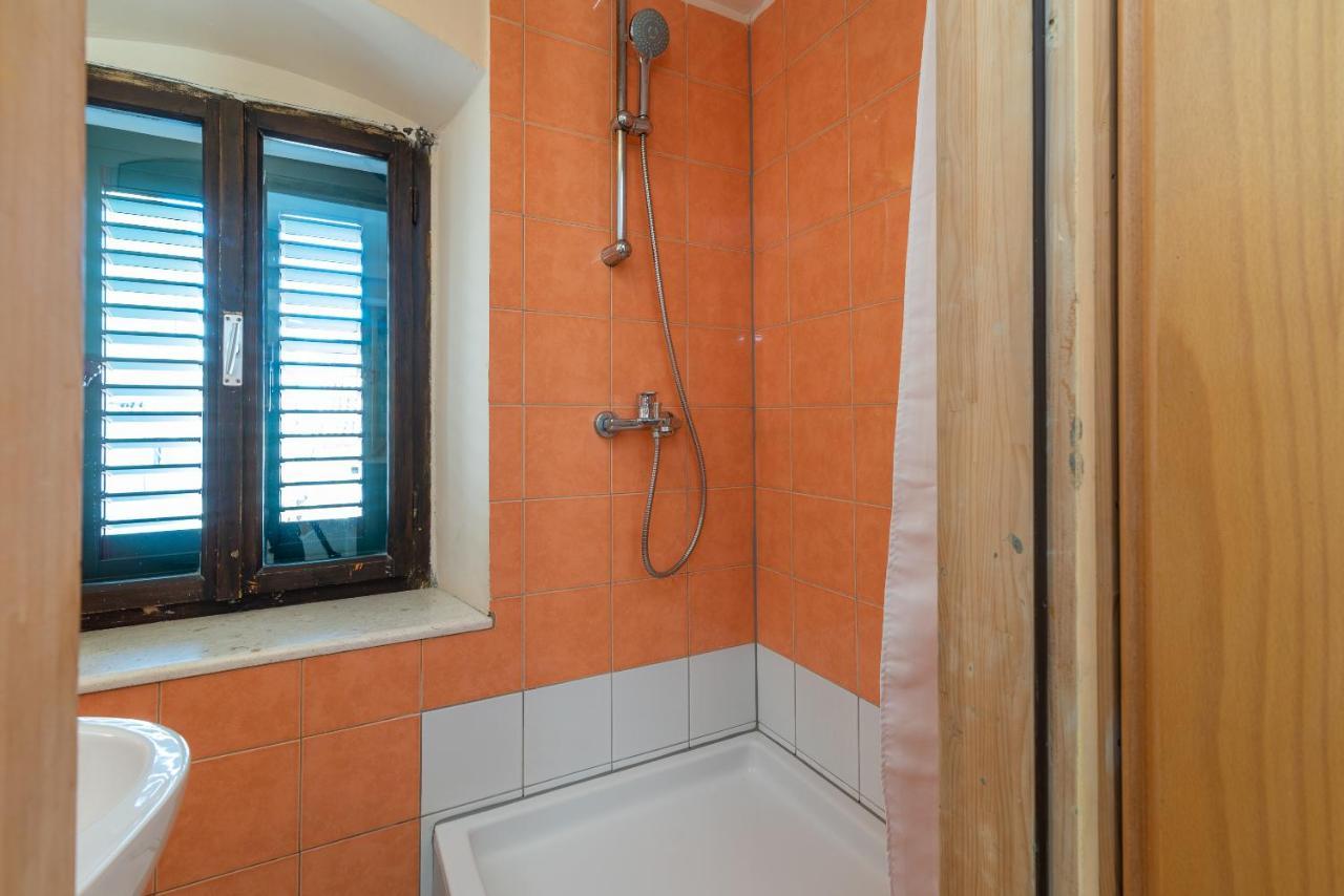 Apartment Ana Trogir Buitenkant foto