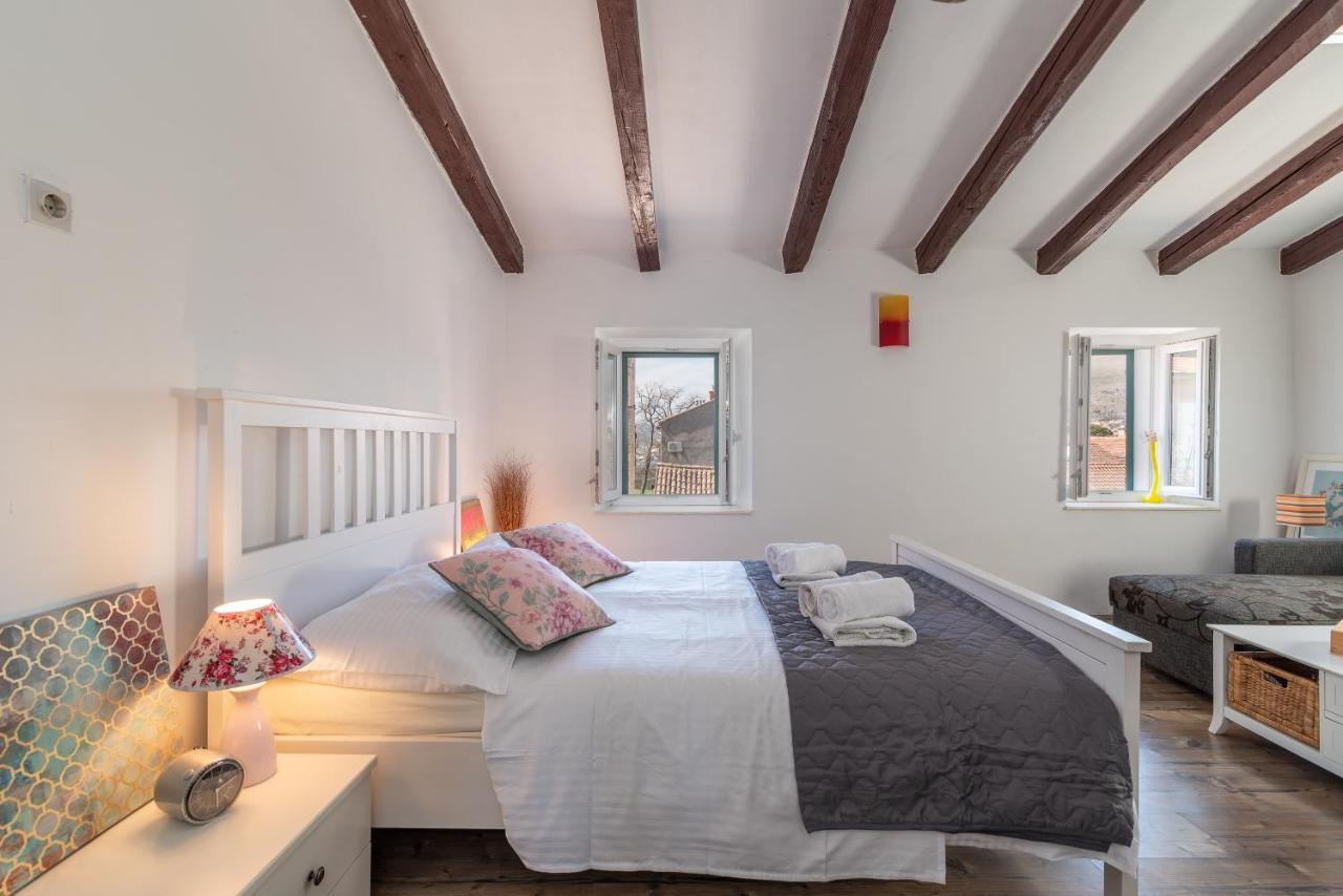 Apartment Ana Trogir Buitenkant foto