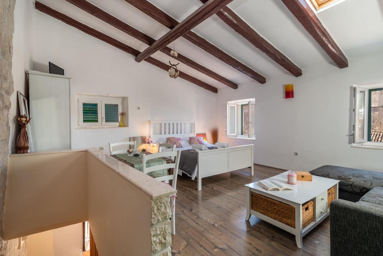 Apartment Ana Trogir Buitenkant foto