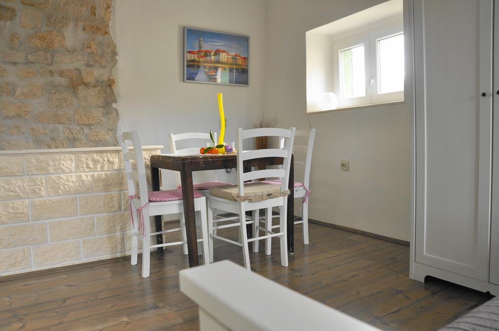 Apartment Ana Trogir Kamer foto